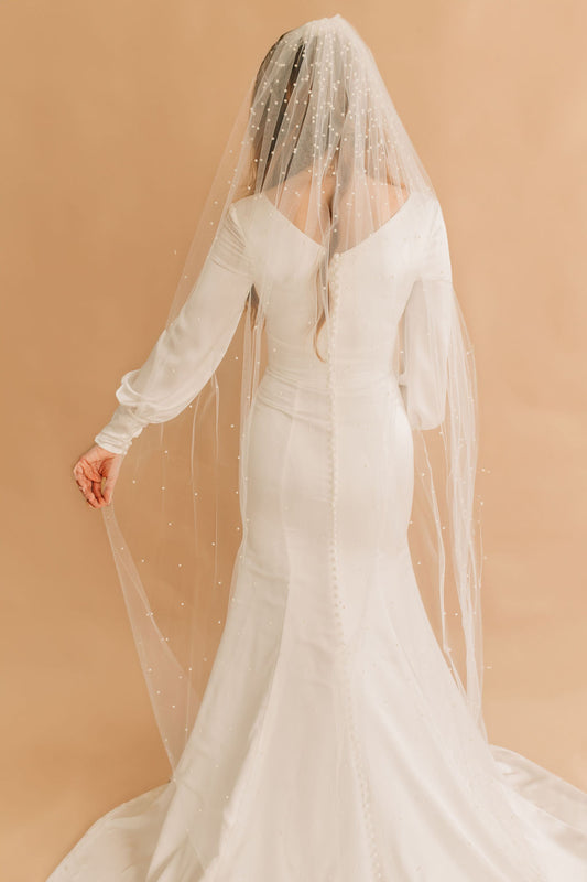 The Floor Length Pearl