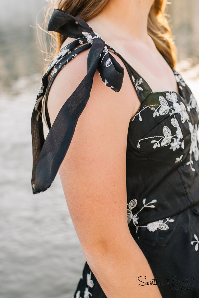 H6034-Black Formal Wear
