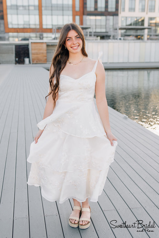 H6034-Ivory Formal Wear