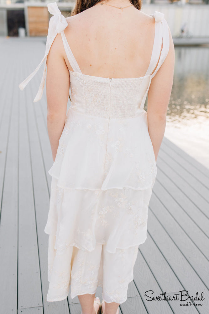 H6034-Ivory Formal Wear