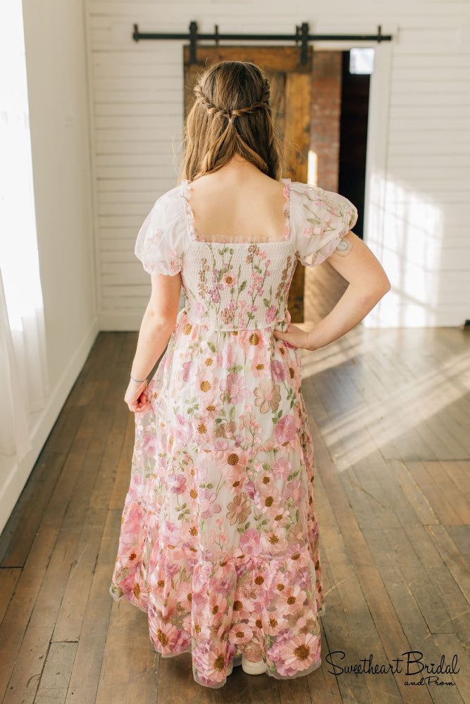 H942 Formal Wear