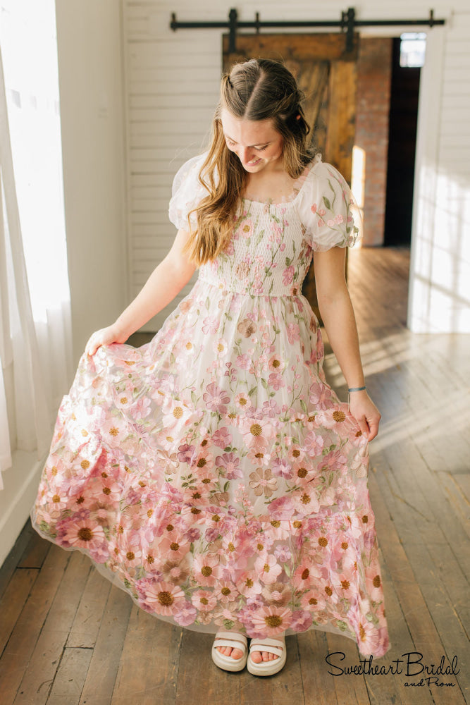 H942 Formal Wear