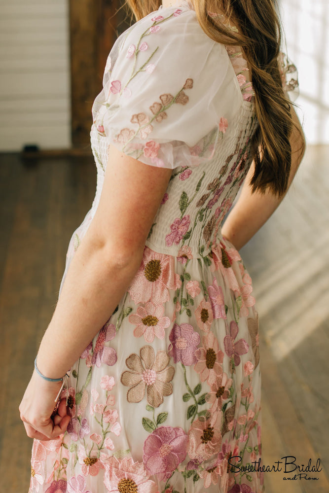H942 Formal Wear