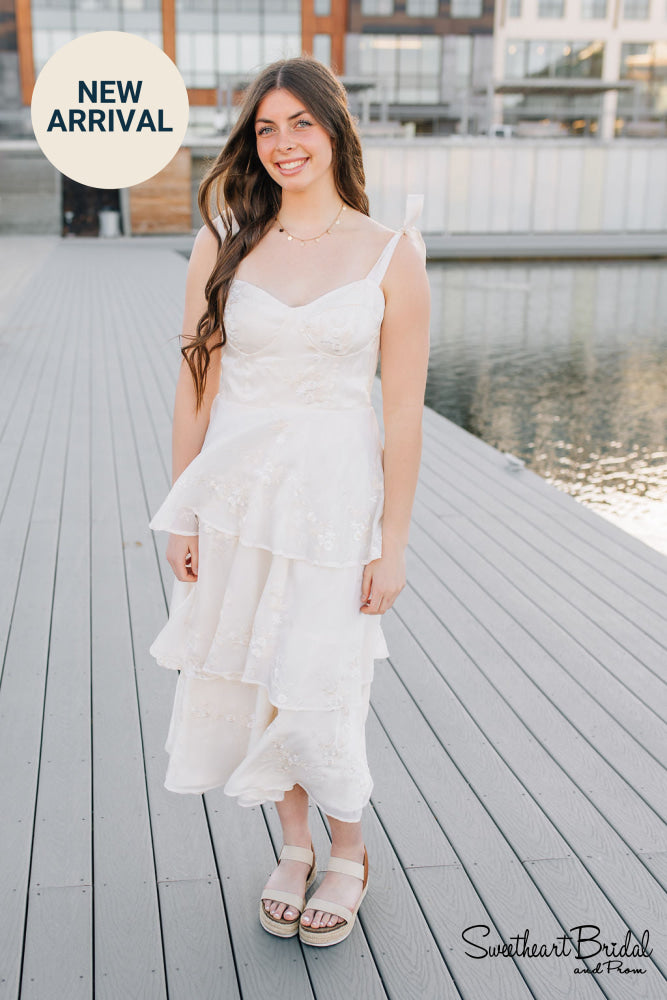 H6034-Ivory Formal Wear